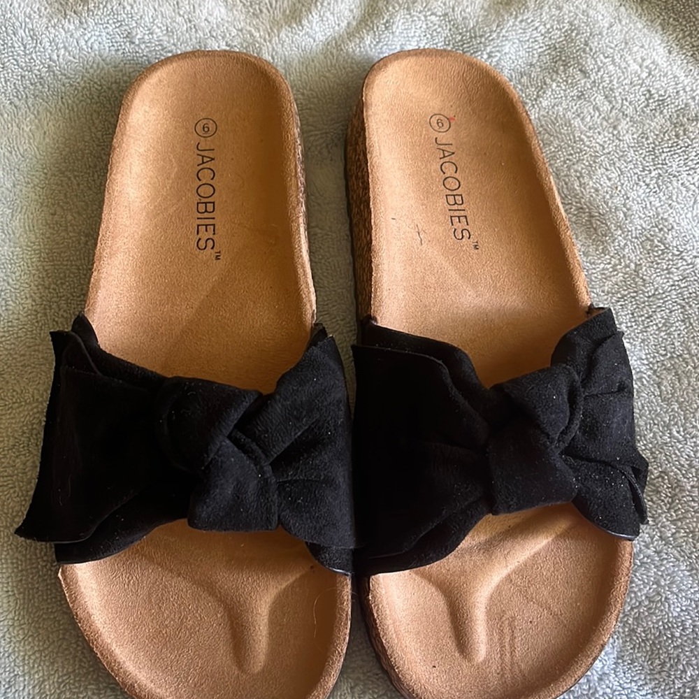 Womens shoes